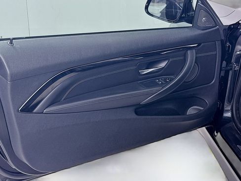 Used 2017 BMW M4 Coupe RWD image 13