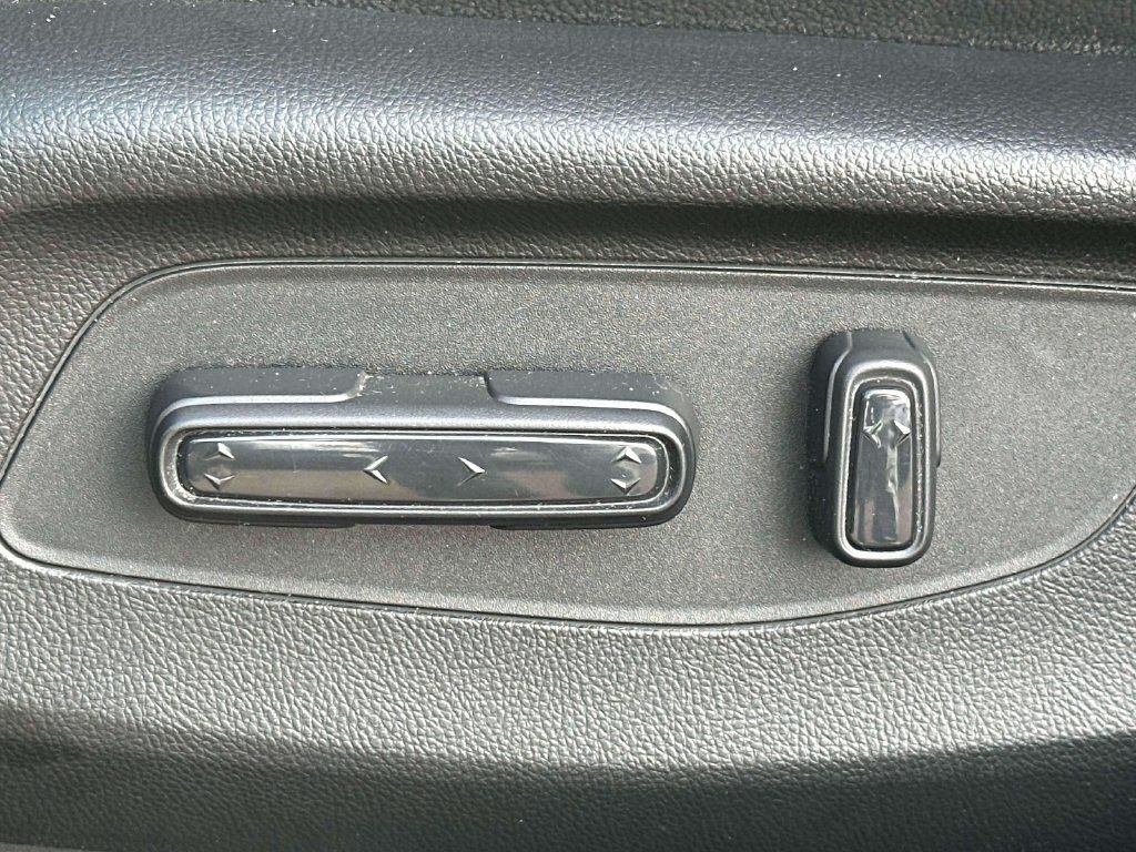 Certified 2024 Honda HR-V EX-L image 14