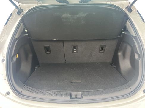 Used 2023 Chevrolet Bolt LT image 7