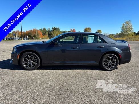 Used 2018 Chrysler 300 S w/ S Model Appearance Package image 3