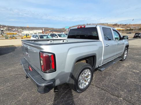 Used 2018 GMC Sierra 1500 SLT w/ SLT Premium Package image 9