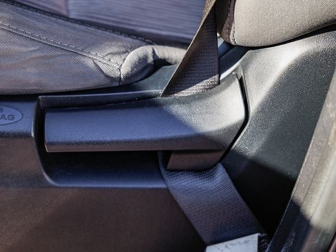 Used 2016 Toyota Tundra SR5 image 21