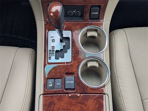 Used 2012 Toyota Highlander Limited image 23