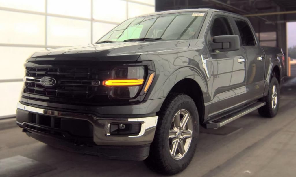 Used 2025 Ford F150 XLT w/ Equipment Group 301A Standard AWD/4WD image 1