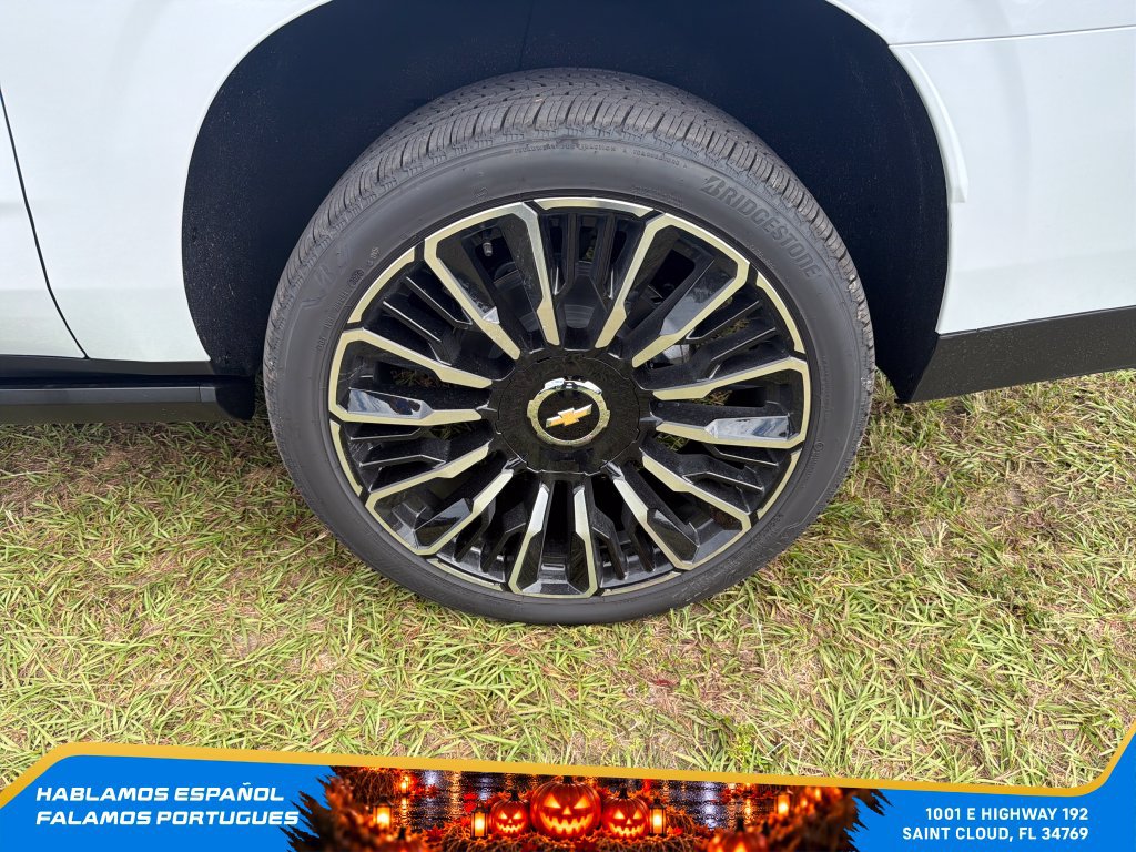 New 2026 Chevrolet Suburban High Country AWD/4WD image 11