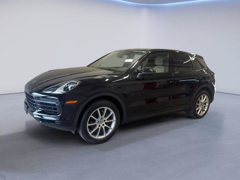 Used 2019 Porsche Cayenne AWD/4WD image 3