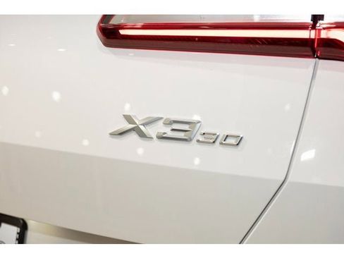 Used 2025 BMW X3 xDrive30i w/ Premium Package image 51