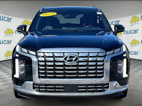 Used 2024 Hyundai Palisade Calligraphy image 2