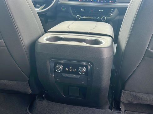 Used 2025 Chevrolet Tahoe Z71 image 29