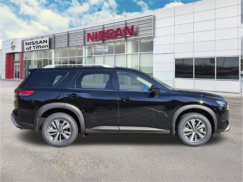 New 2025 Nissan Pathfinder SL w/ Black Appearance Package image 8