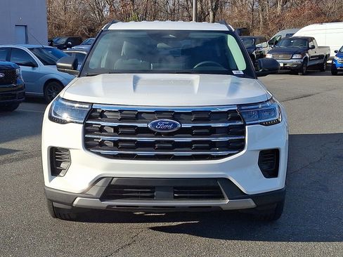 New 2026 Ford Explorer Active image 9