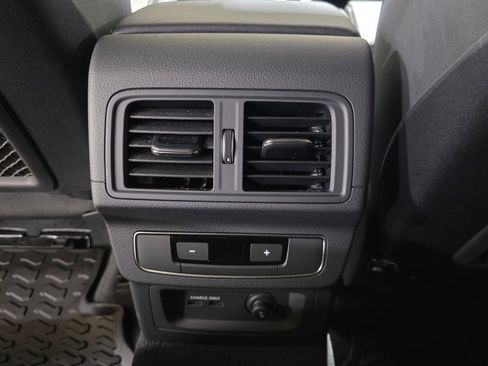 Used 2024 Audi Q5 2.0T Premium w/ Summer of Audi Package image 11