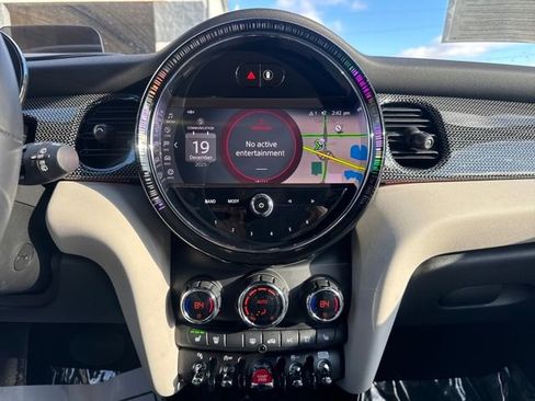 Used 2023 MINI Cooper S image 21