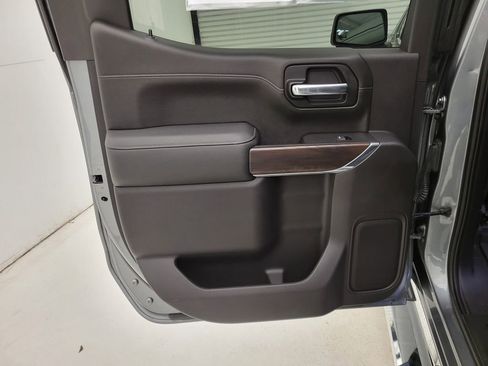 Certified 2021 GMC Sierra 1500 SLT image 44