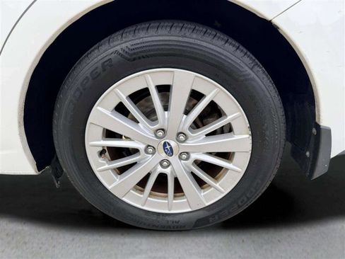 Used 2018 Subaru Impreza 2.0i Premium AWD/4WD image 29