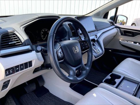 Used 2025 Honda Odyssey EX-L image 13