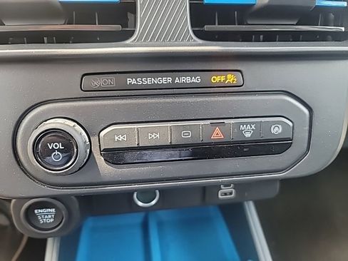 Used 2026 Ford Maverick XLT AWD/4WD image 15