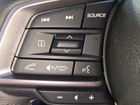 Used 2025 Subaru Outback Premium image 12