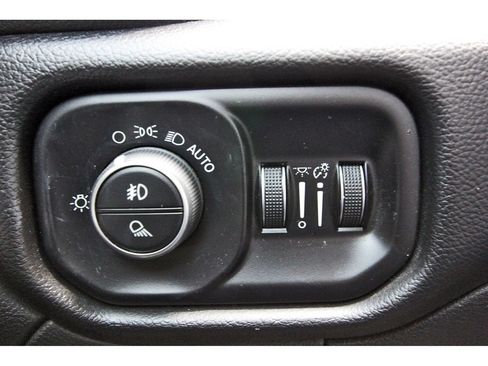 Used 2019 RAM 2500 Laramie AWD/4WD image 23