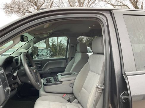 Used 2016 Chevrolet Silverado 2500 W/T image 8