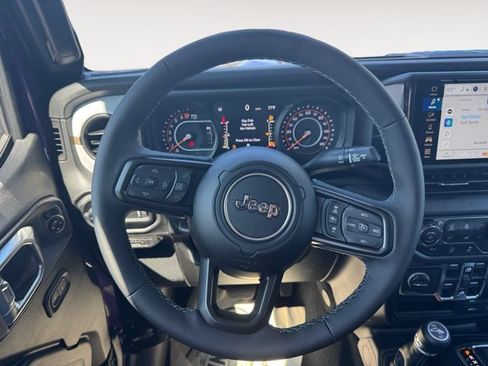 New 2026 Jeep Gladiator Sport AWD/4WD image 12