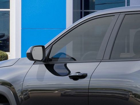 New 2026 Chevrolet Equinox LT image 13