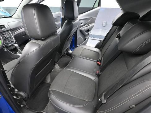 Used 2014 Buick Encore FWD image 32