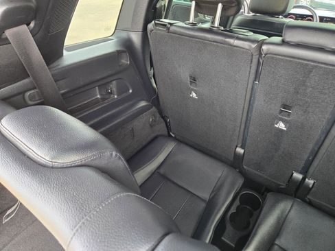 Used 2020 Mercedes-Benz GLB 250 4MATIC image 50