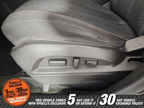 Used 2017 Chevrolet Equinox LS image 17