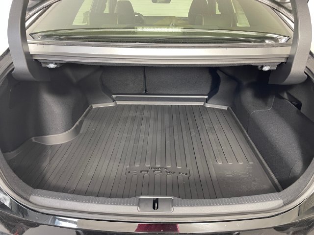 New 2026 Toyota Crown Platinum AWD/4WD image 10