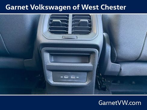New 2026 Volkswagen Taos SE AWD/4WD image 32