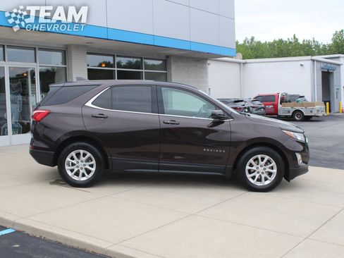 Used 2020 Chevrolet Equinox LT FWD image 3
