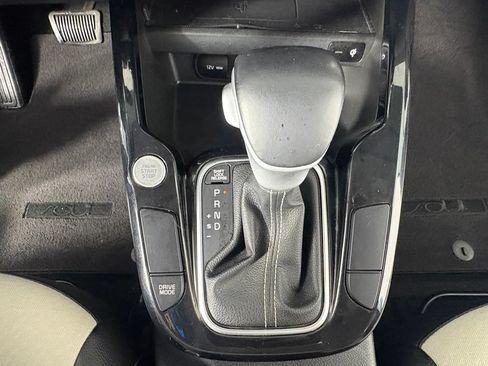 Used 2023 Kia Soul GT-Line FWD image 25
