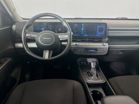 Certified 2025 Hyundai Kona SEL image 21
