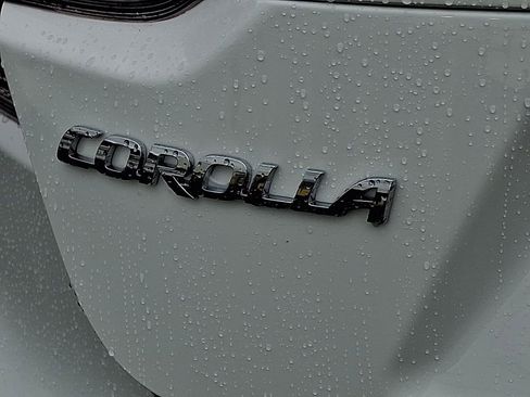 Used 2026 Toyota Corolla SE FWD image 28