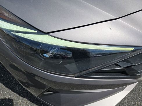 Used 2023 Hyundai Elantra SEL w/ Convenience Package image 20