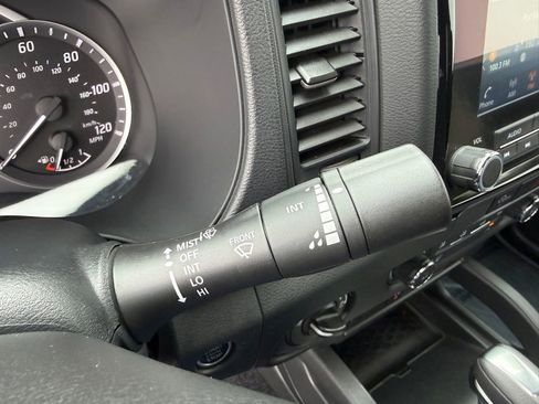 Used 2024 Nissan Frontier S w/ Technology Package image 28