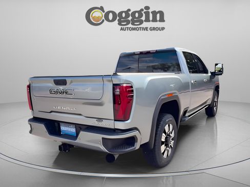 Certified 2024 GMC Sierra 2500 Denali w/ Denali Reserve Package image 15