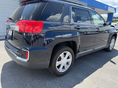 Used 2017 GMC Terrain SLE w/ Convenience Package AWD/4WD image 4