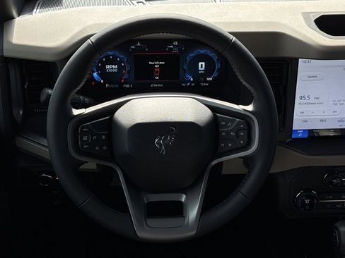 New 2025 Ford Bronco Big Bend image 23