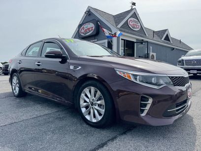 Used 2017 Kia Optima EX w/ Premium Package