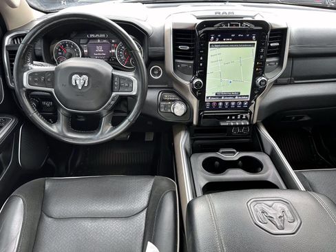 Used 2021 RAM 1500 Laramie w/ Advanced Safety Group AWD/4WD image 15