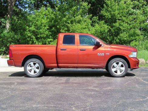 Used 2013 RAM 1500 Express AWD/4WD image 2
