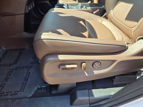 Certified 2026 Honda Odyssey Touring image 24