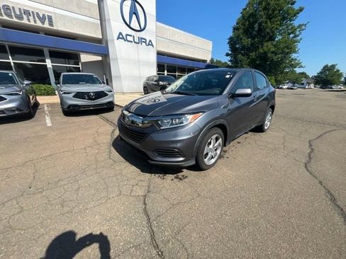 Used 2019 Honda HR-V LX image 34