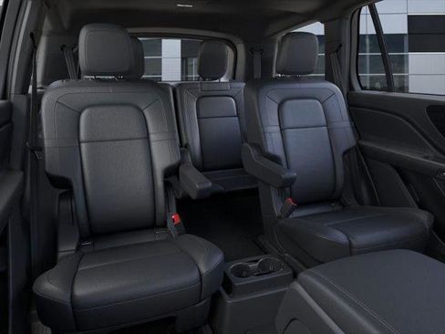 New 2026 Lincoln Aviator Reserve w/ Illumination Package image 11
