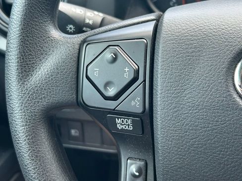 Used 2023 Toyota Tacoma SR AWD/4WD image 31
