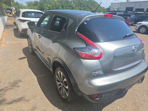 Used 2017 Nissan Juke SV FWD image 7