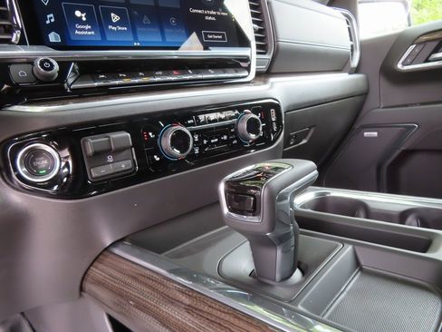 New 2026 Chevrolet Silverado 1500 LT Trail Boss w/ LT Trail Boss Premium Package image 6