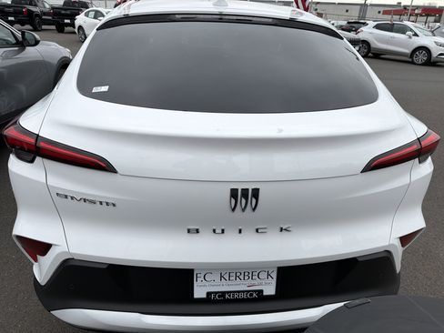 New 2026 Buick Envista Preferred image 7